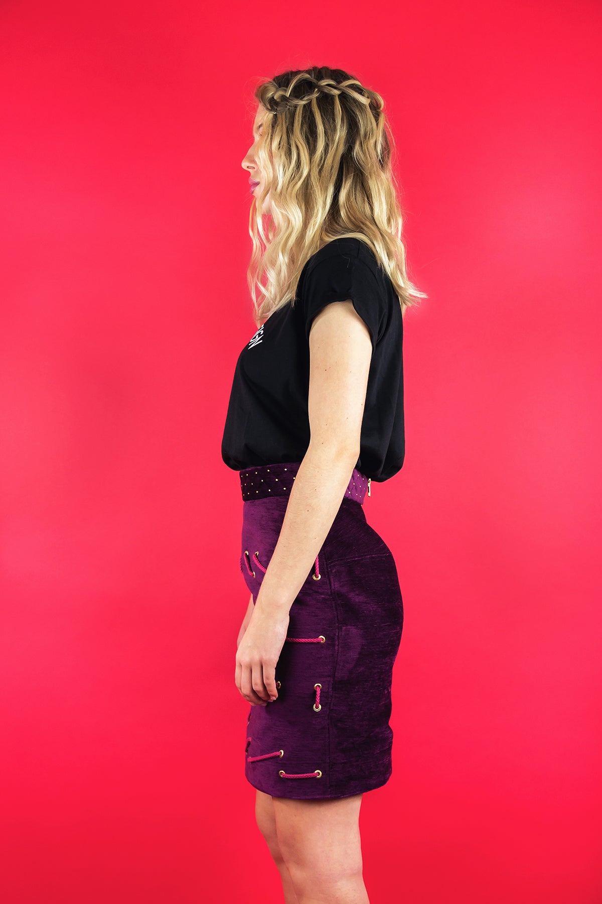 Bahnen - Rock aus Samt mit Schnürung "RICH IN VELVET" - lilac - Manuel Essl Design
