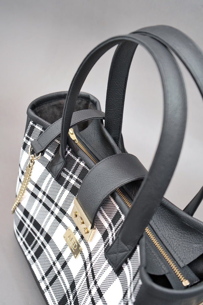 Tote Bag "COSMIC BLOOM" - kariert - Manuel Essl Design