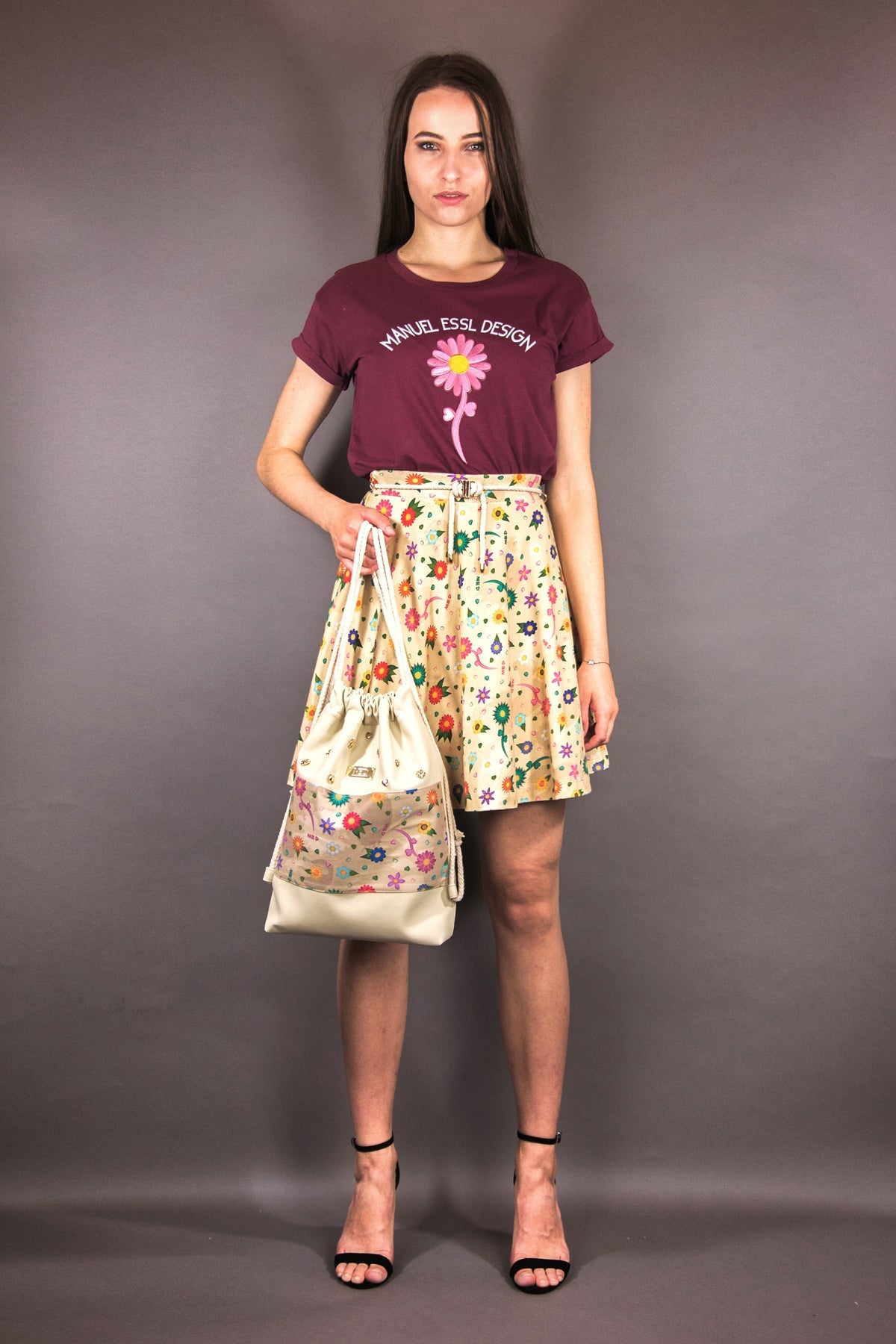 Gym Bag "FLOWERS" - beige - Manuel Essl Design